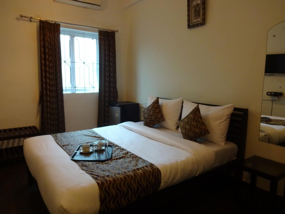 Hotel Sai Бага Екстер'єр фото