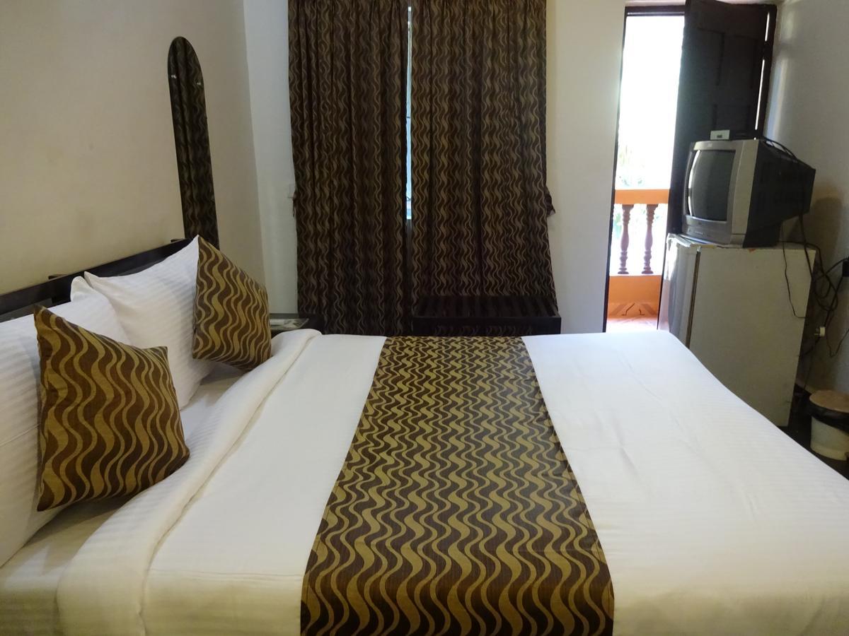 Hotel Sai Бага Екстер'єр фото