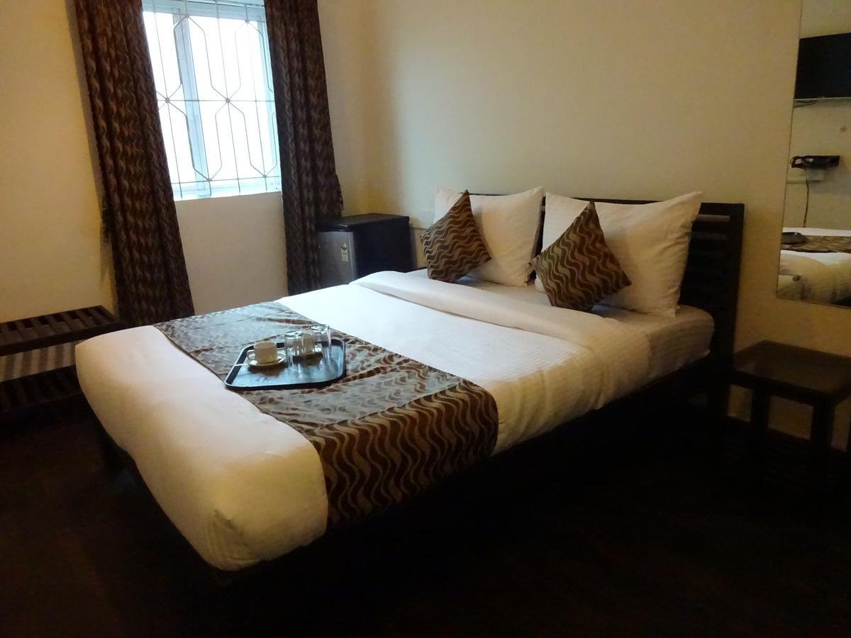 Hotel Sai Бага Екстер'єр фото