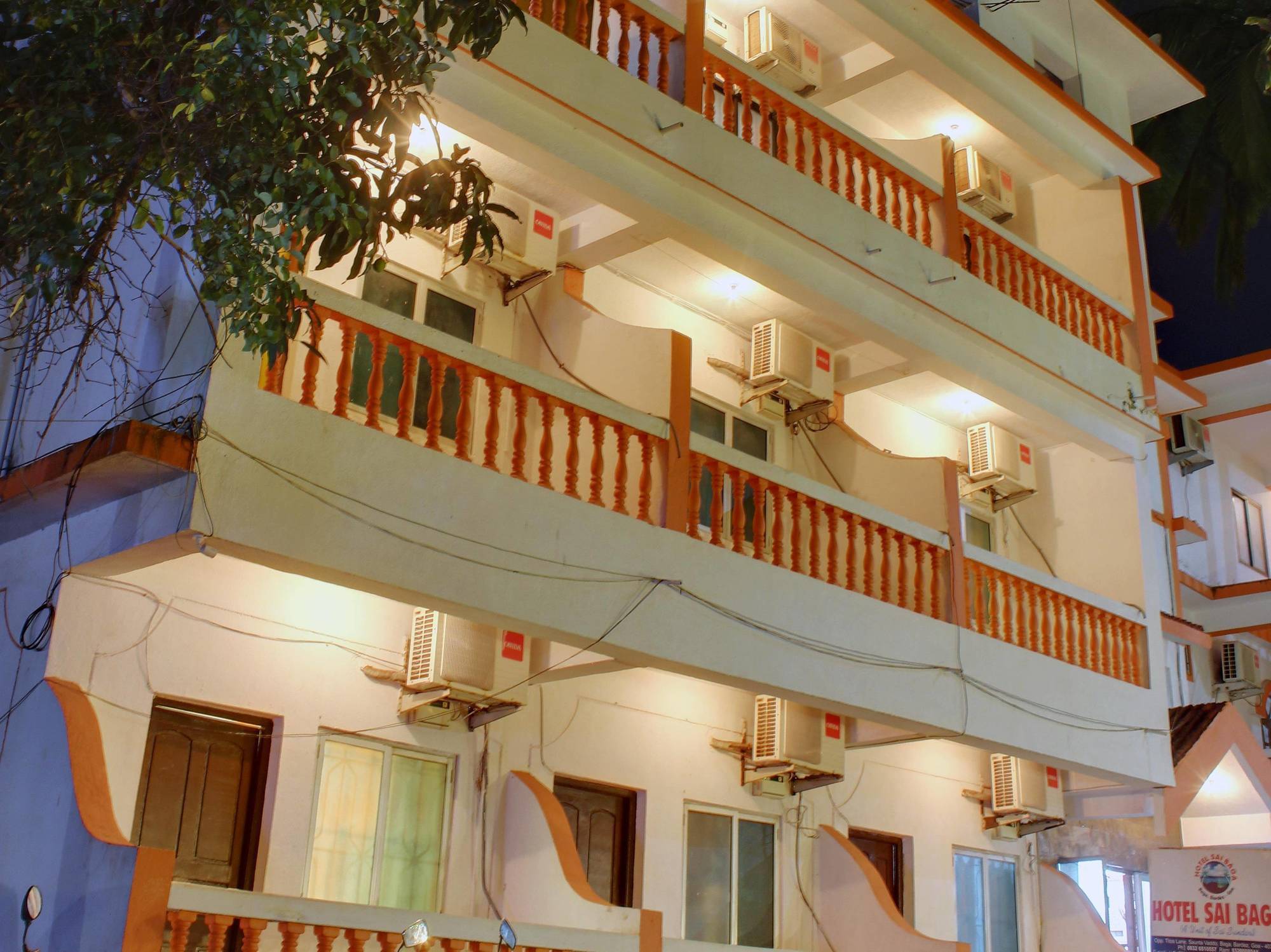 Hotel Sai Бага Екстер'єр фото